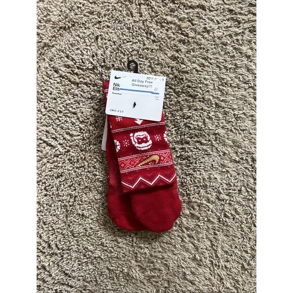 Nike Other - Nike Men Elite Crew Basketball Christmas Green Socks Size 8-12 Women 10-13